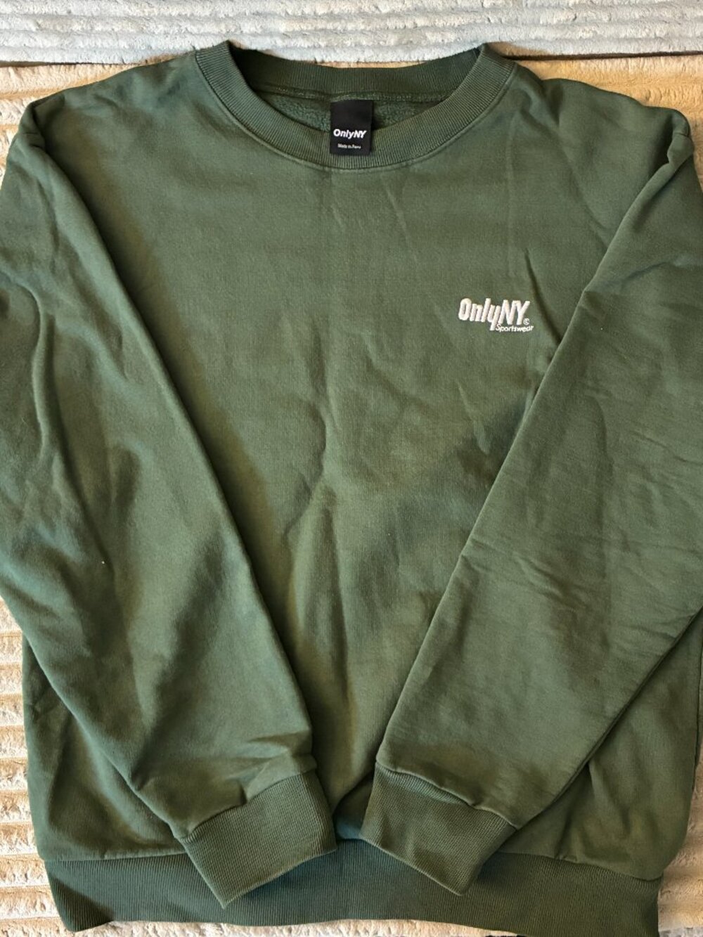 Only NY Court Logo Sportswear Crewneck Sweatshirt Size M